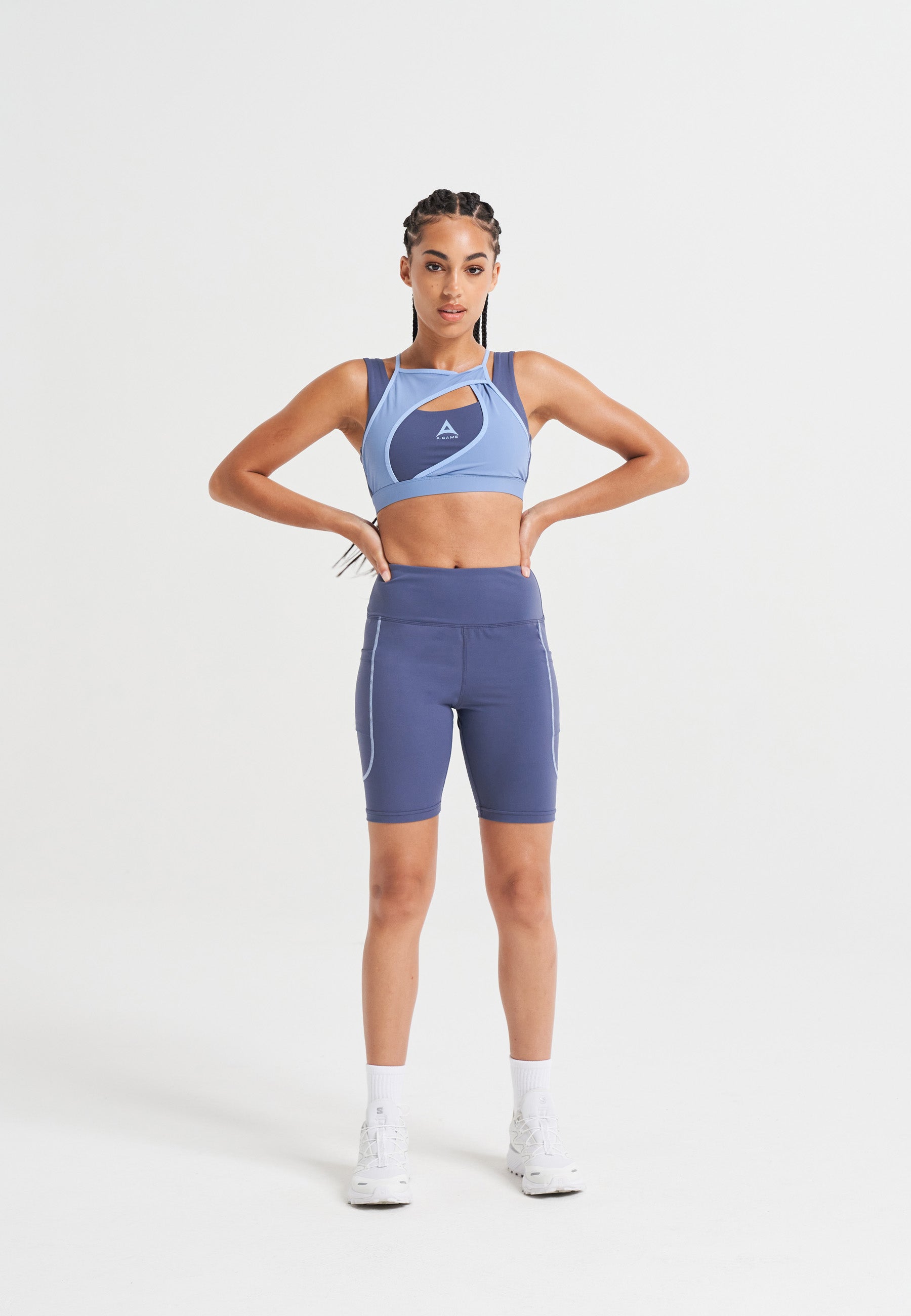 WOMENS A-GAME LAYERED SPORTS BRA - CROWN BLUE/OPEN AIR