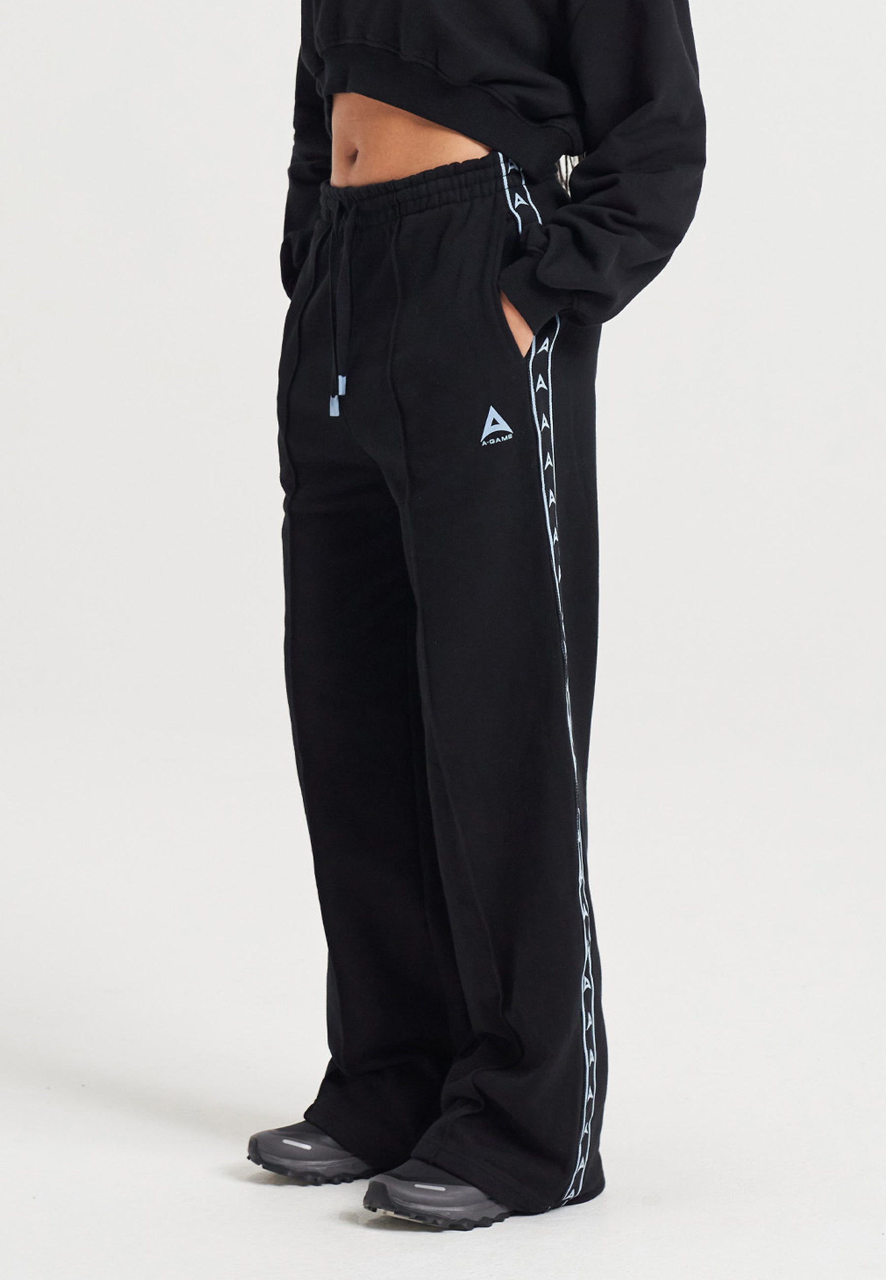 WOMENS A-GAME TAPED STRAIGHT LEG SWEAT PANTS - BLACK