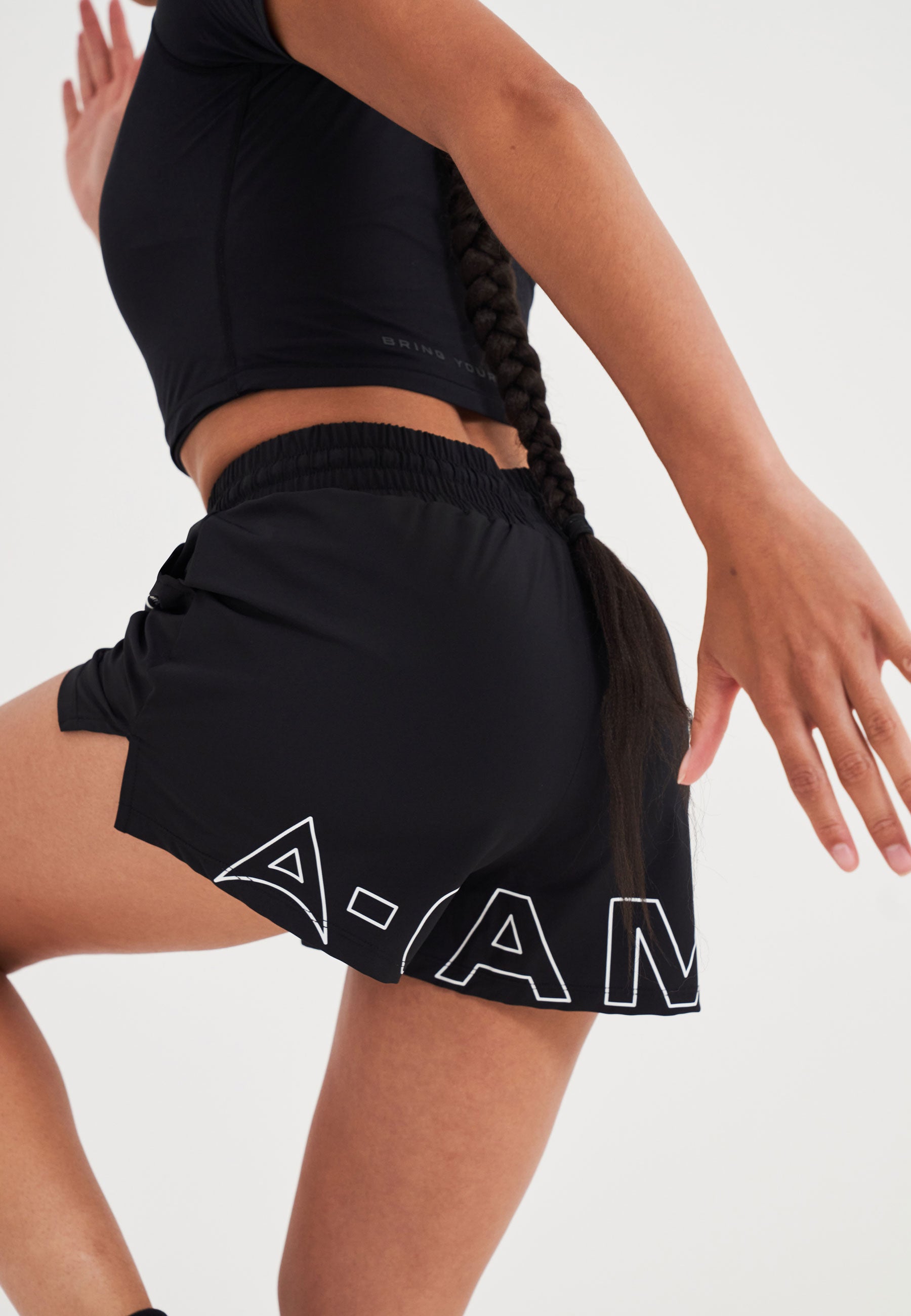 WOMENS A-GAME TRAINING RUNNER SHORTS - BLACK