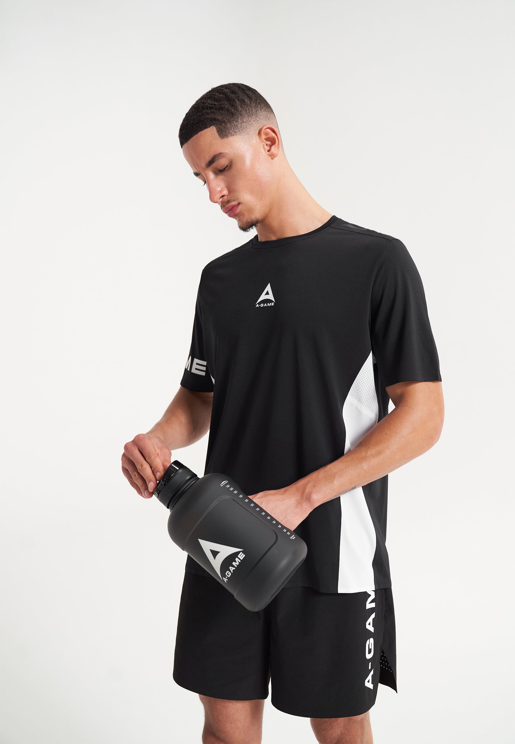 MENS A-GAME PERFORMANCE TRAINING T-SHIRT - BLACK/WHITE